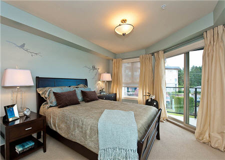Bedroom in Nanaimo condo development, Clearview at Regency Vista