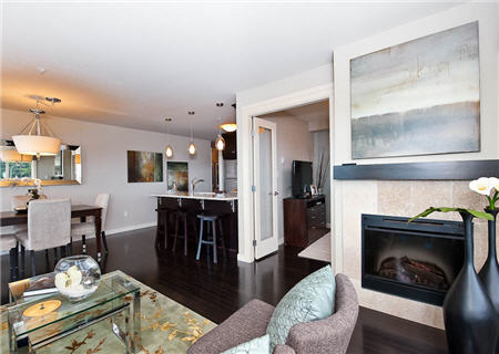Dining room in Nanaimo condo development, Clearview at Regency Vista