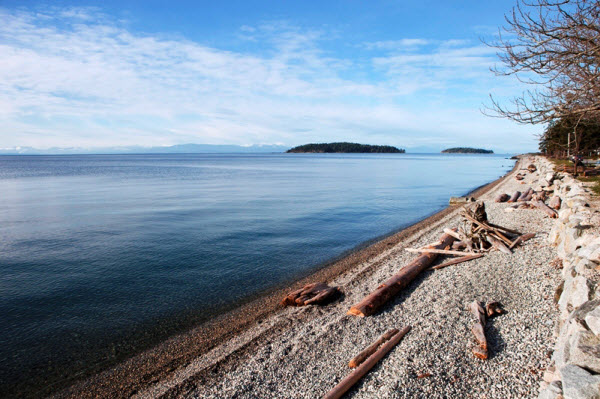 Beach next to Watermark at Sechelt